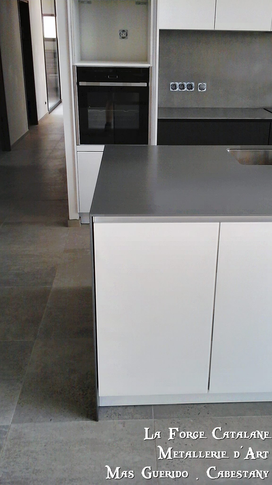 plan de travail cuisine 5 fer Forge Catalane Cabestany.jpg